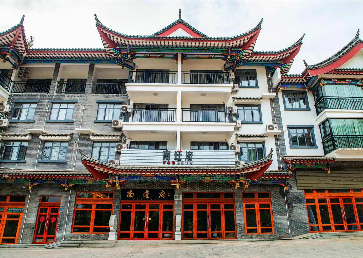 龙岩南迁酒店店