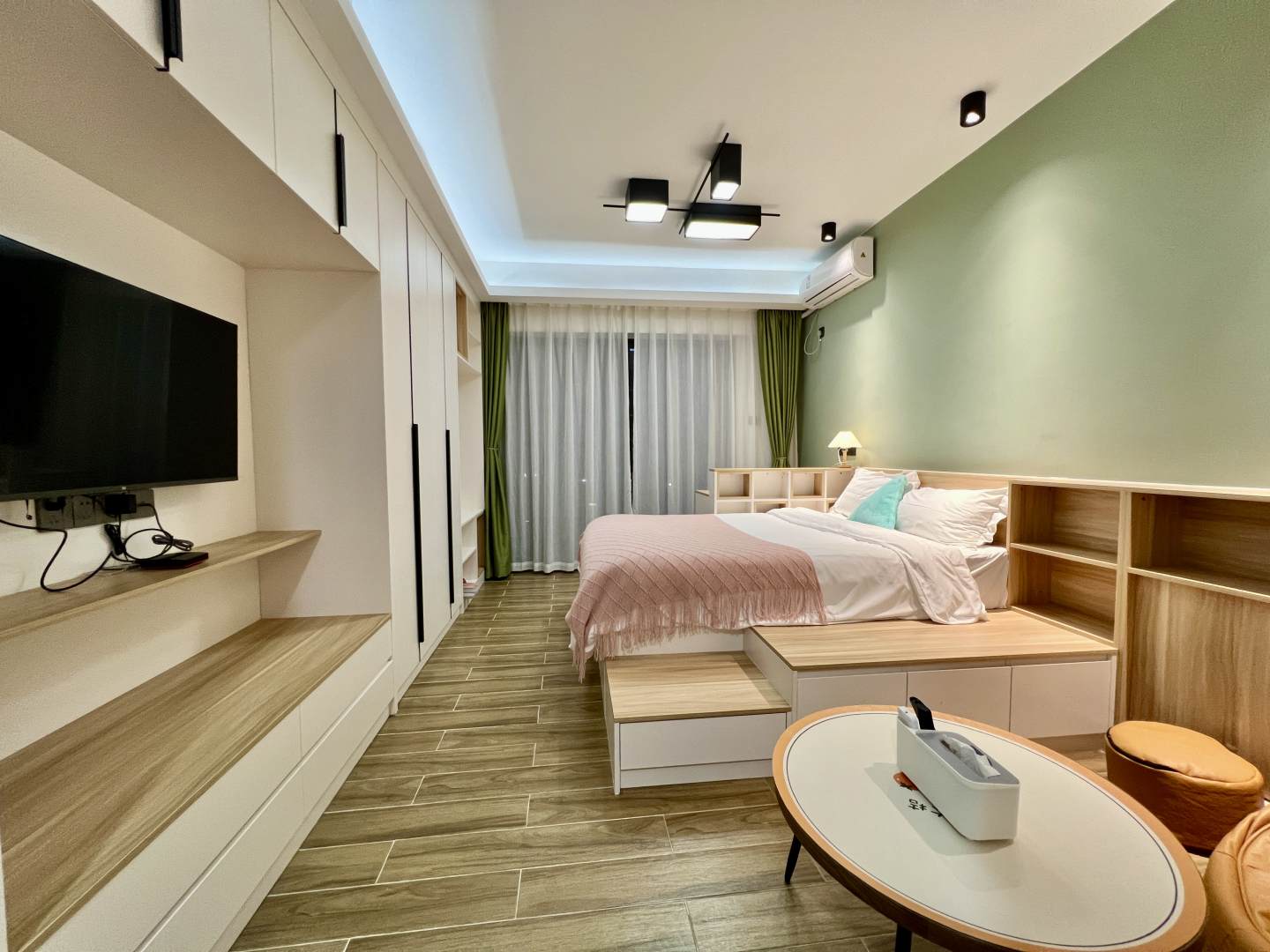 洛芙精品公寓(开平东汇城店)