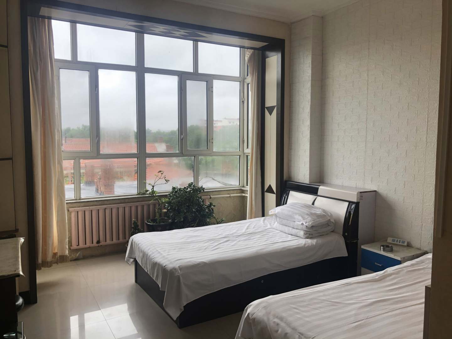 鑫泰宾馆(南地桥街店)