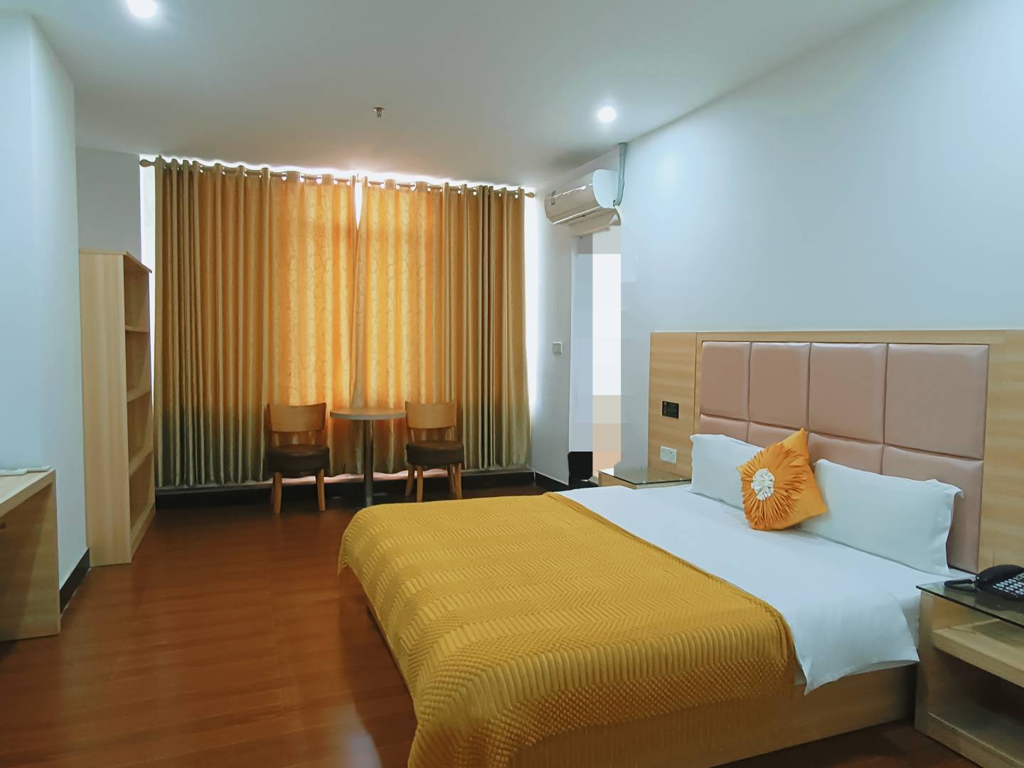 江门万朋酒店(悦洋广场2期店)