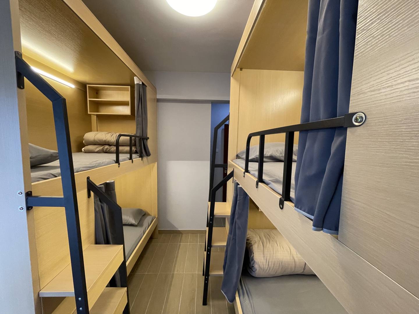 幸运屋青年旅社(南山地铁站店)