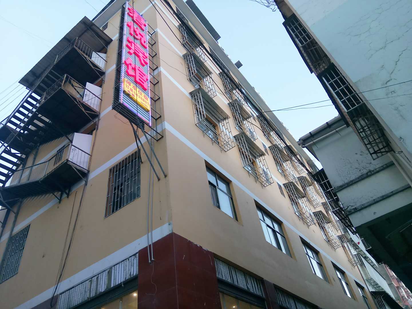 君悦宾馆