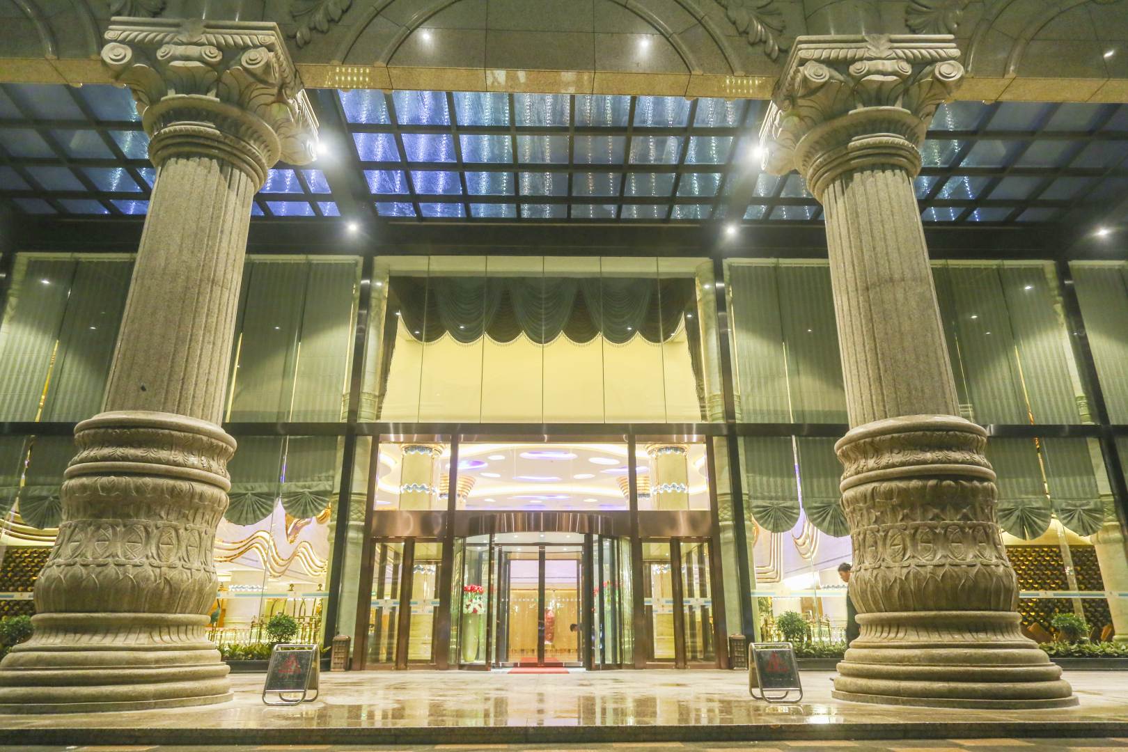 东方山水金沙酒店