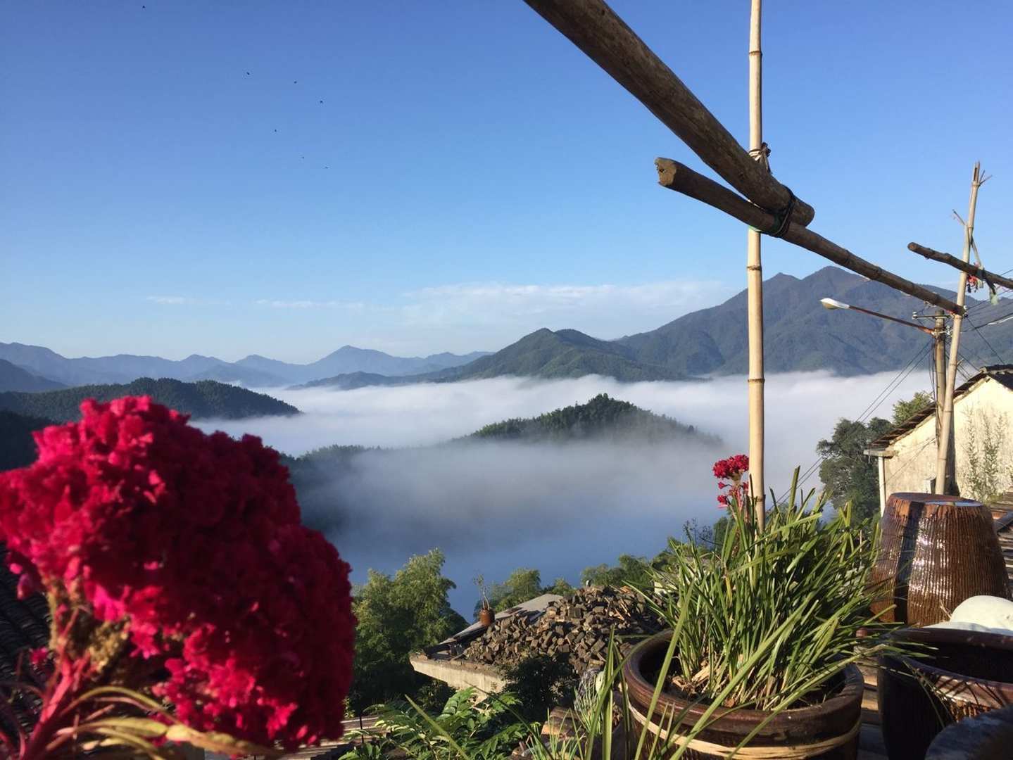 黄山木梨硔云华客站