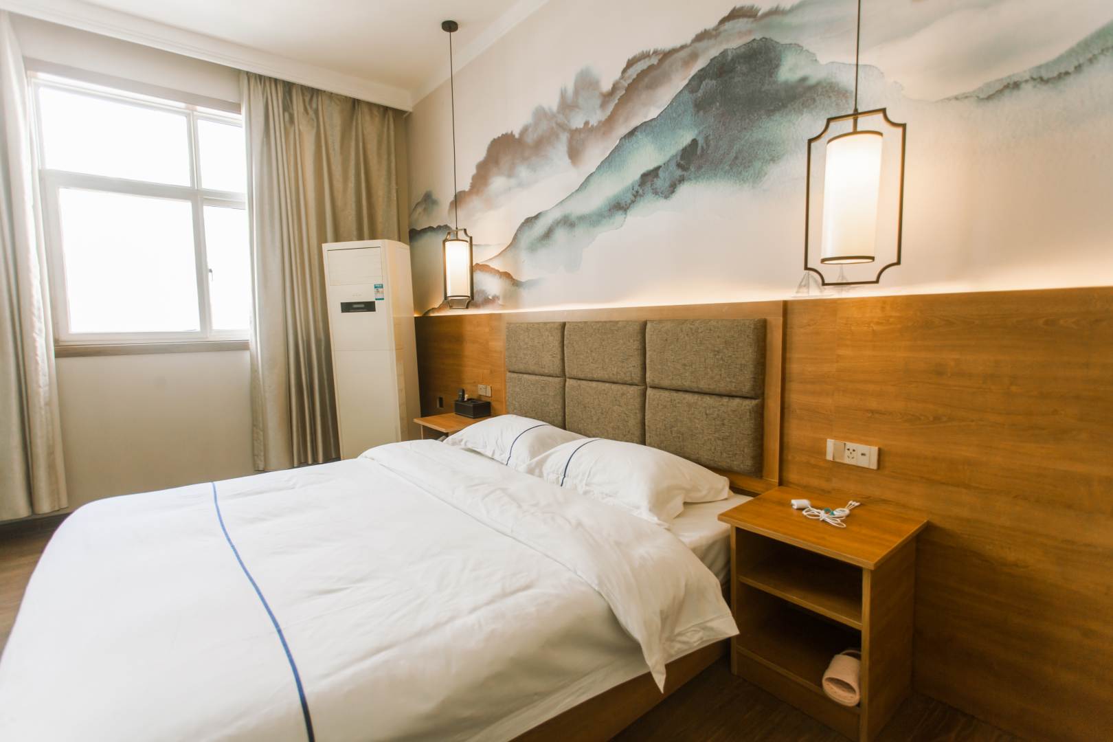 华辰宾馆(太行大道店)