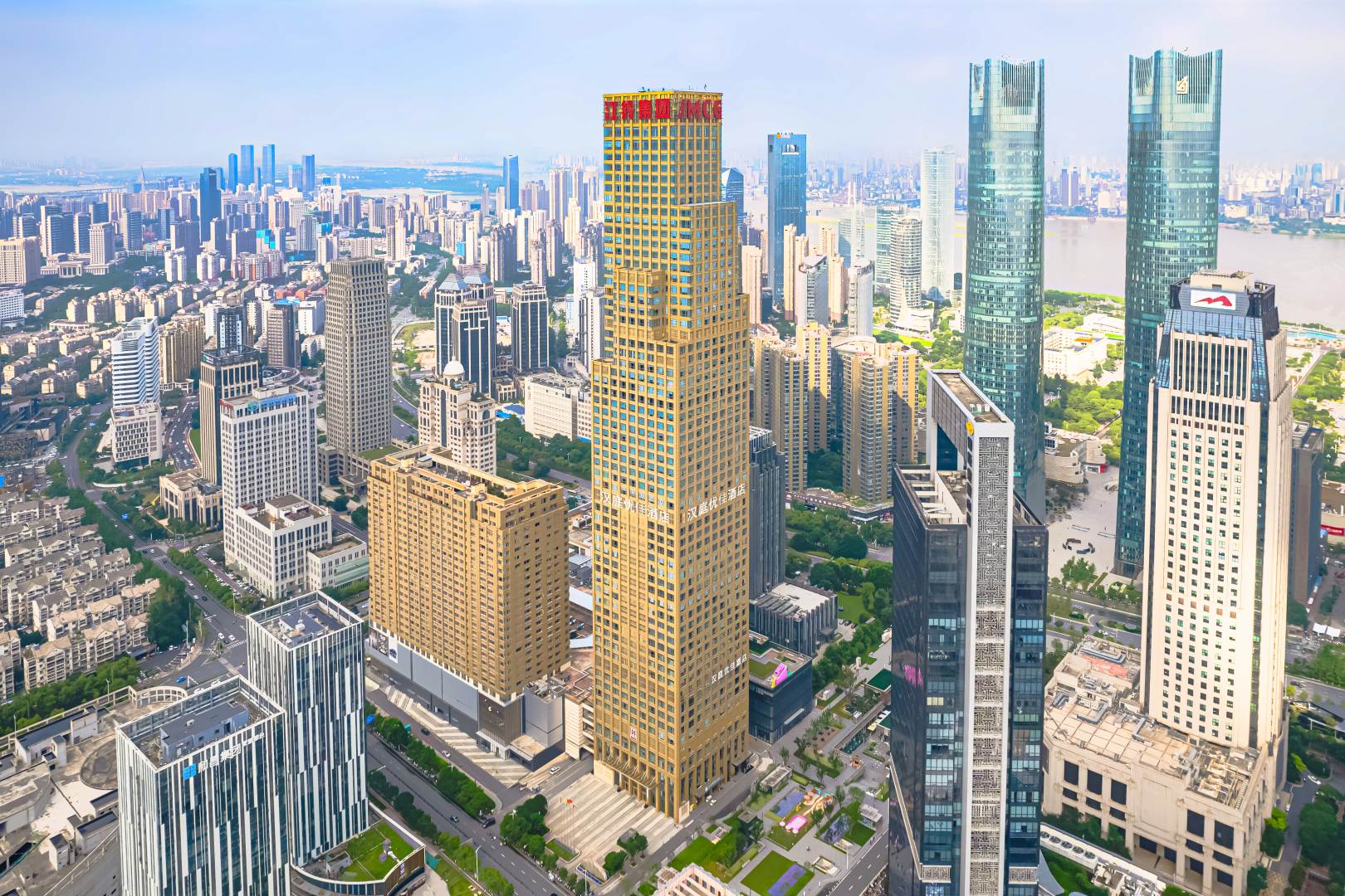 汉庭优佳酒店(南昌红谷滩万达广场酒店)
