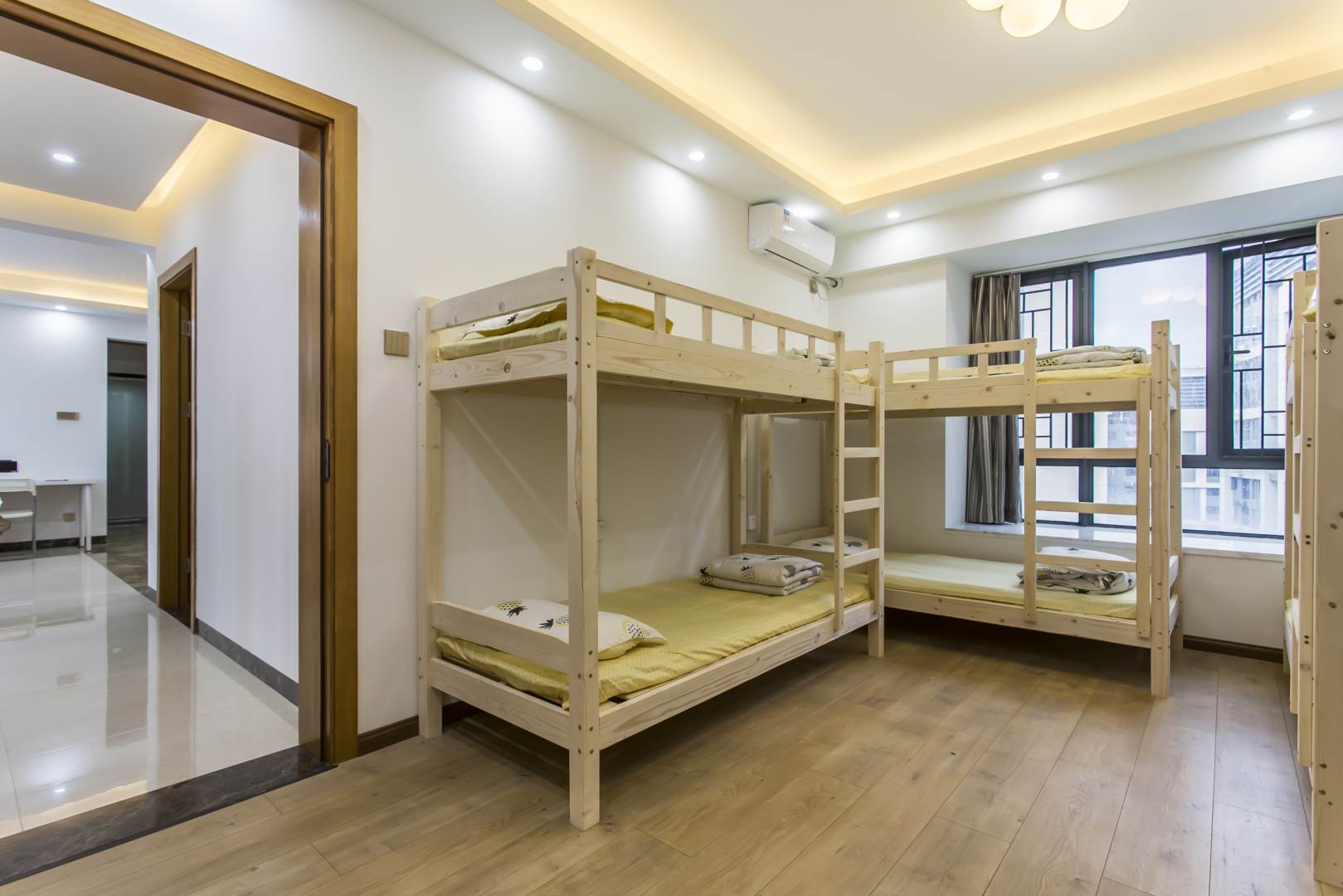 深圳女孩青年旅社