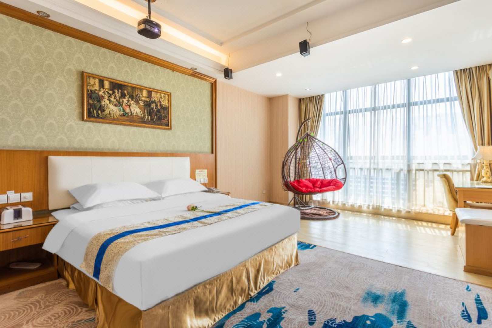 深圳维也斯酒店(宏发大世界店)