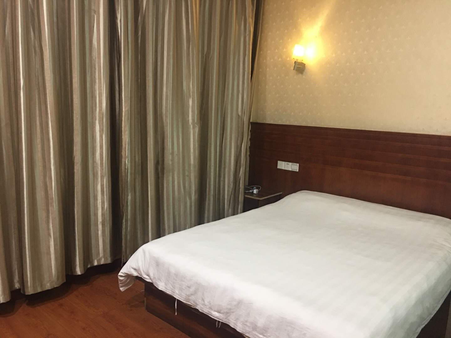 博鑫宾馆(东吴中路店)