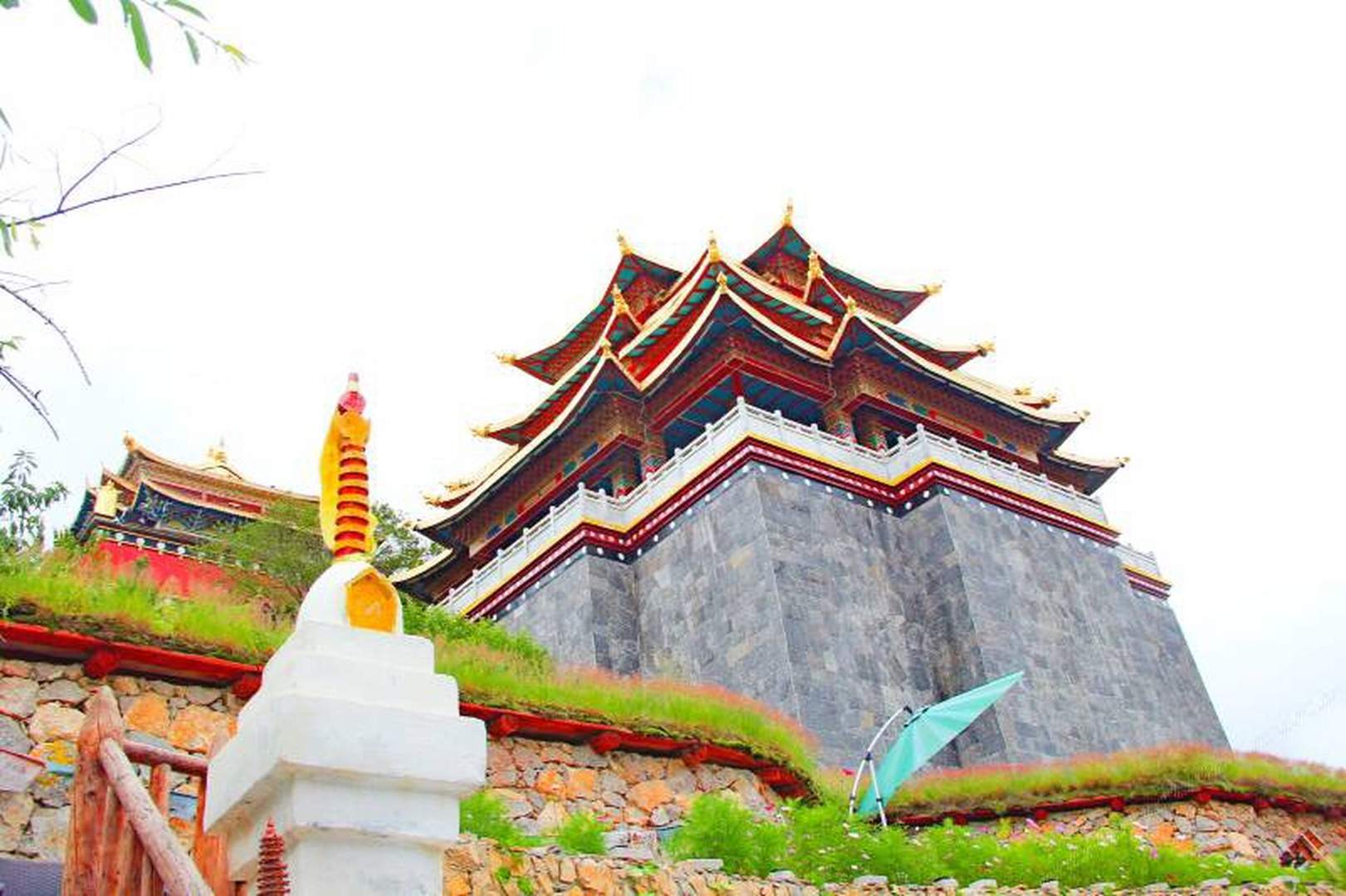 迪庆香格里拉墨竹宫卡庄园