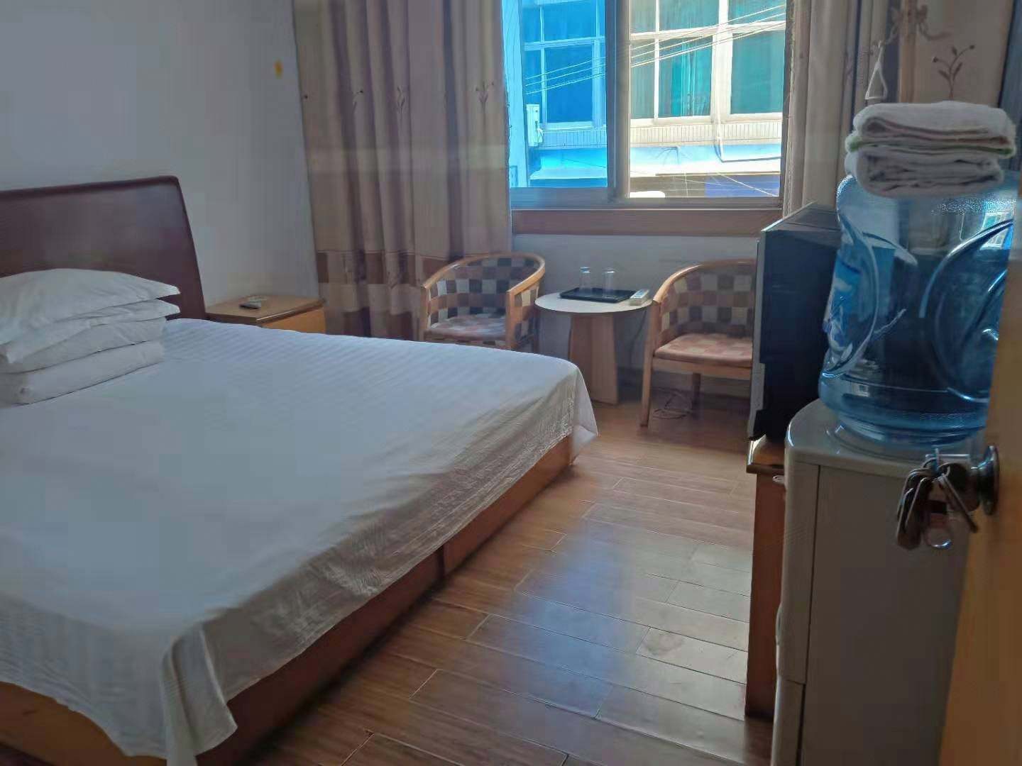 武冈清云商务宾馆