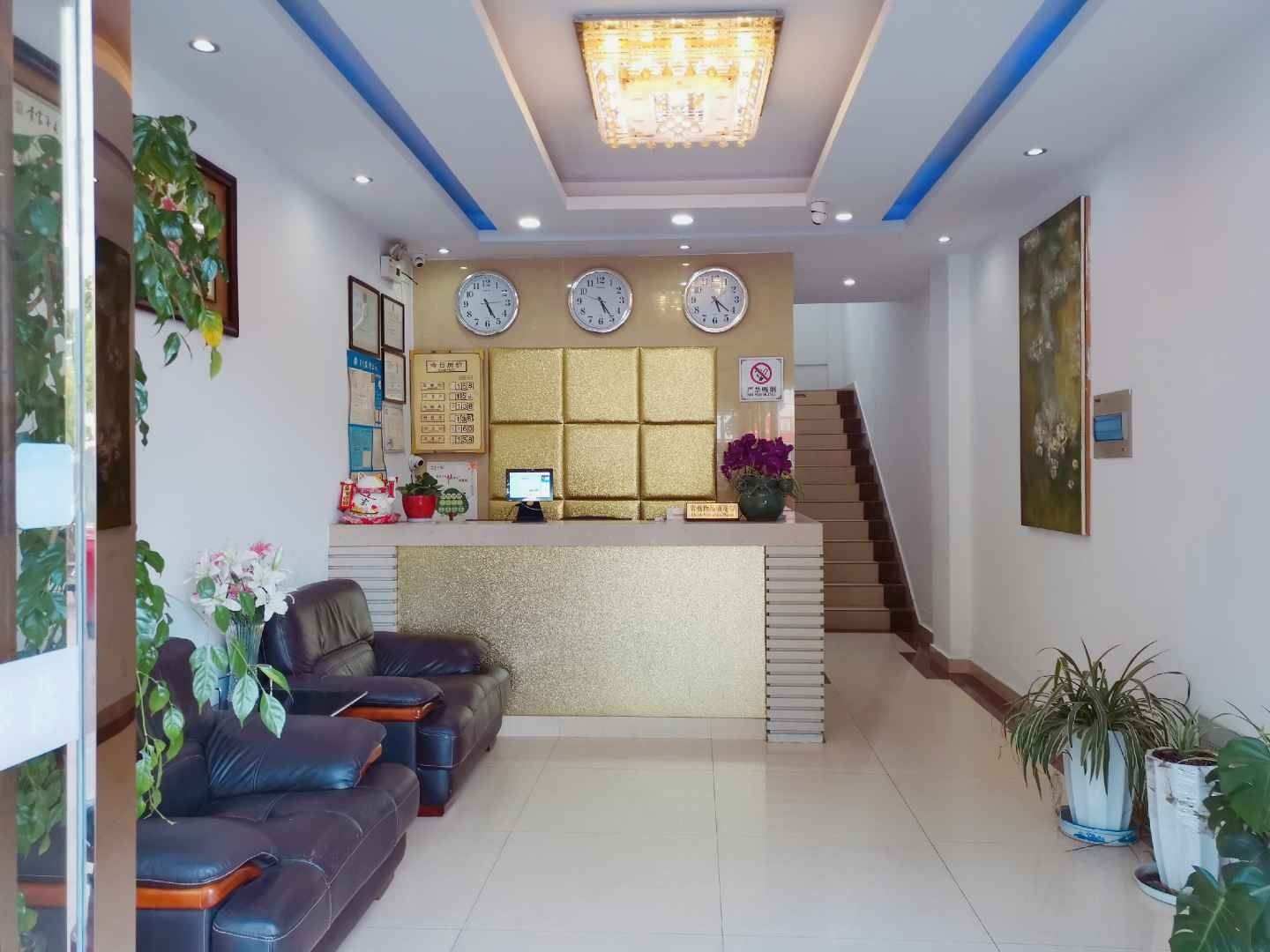 花园宾馆(翡翠路店)