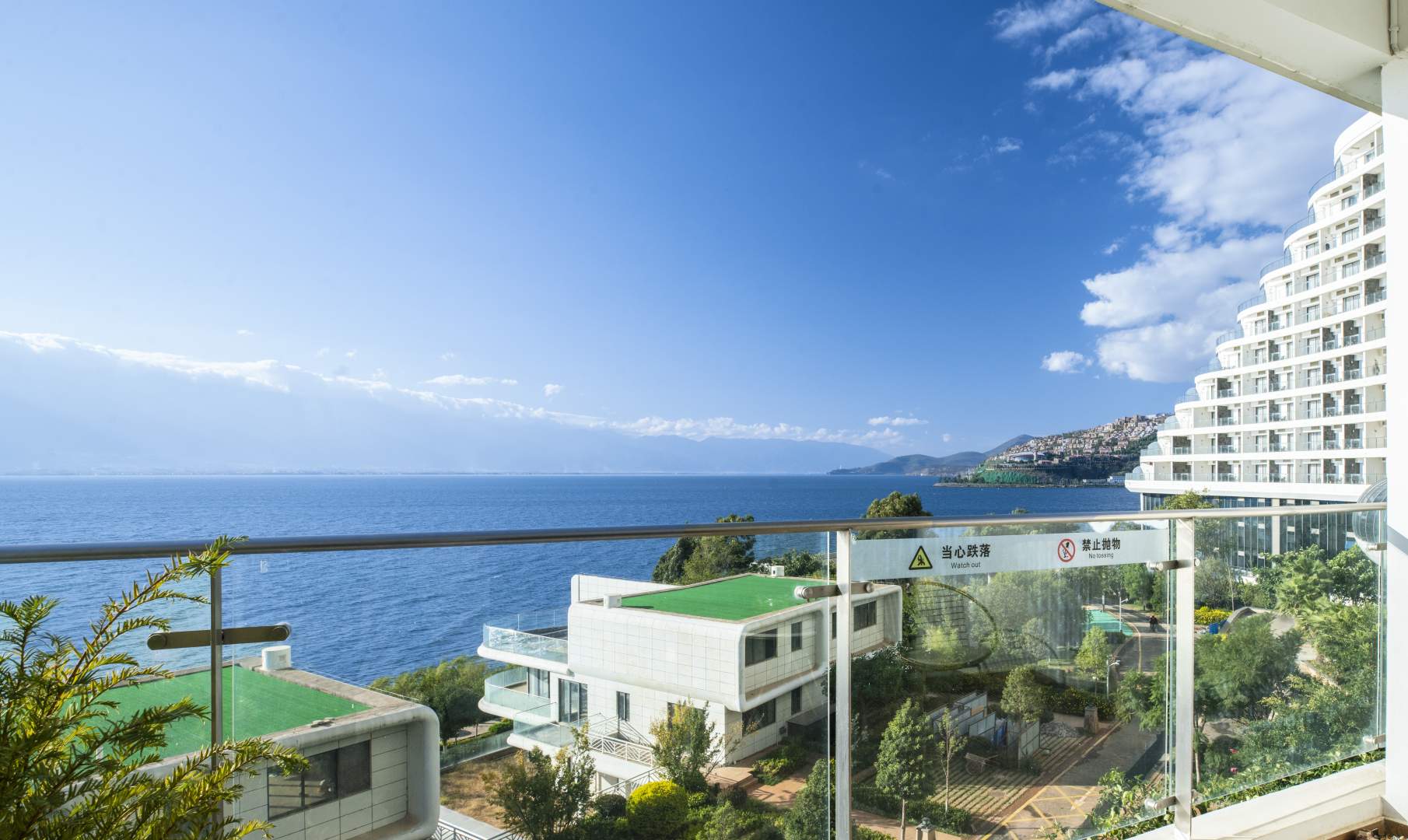 大理洱海落日全海景觀(guān)景美宿