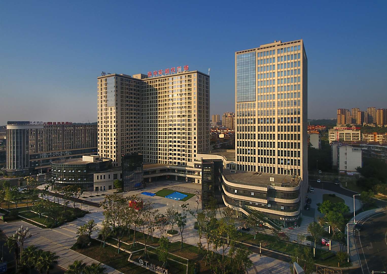 橙途民宿(西南医科大学店)