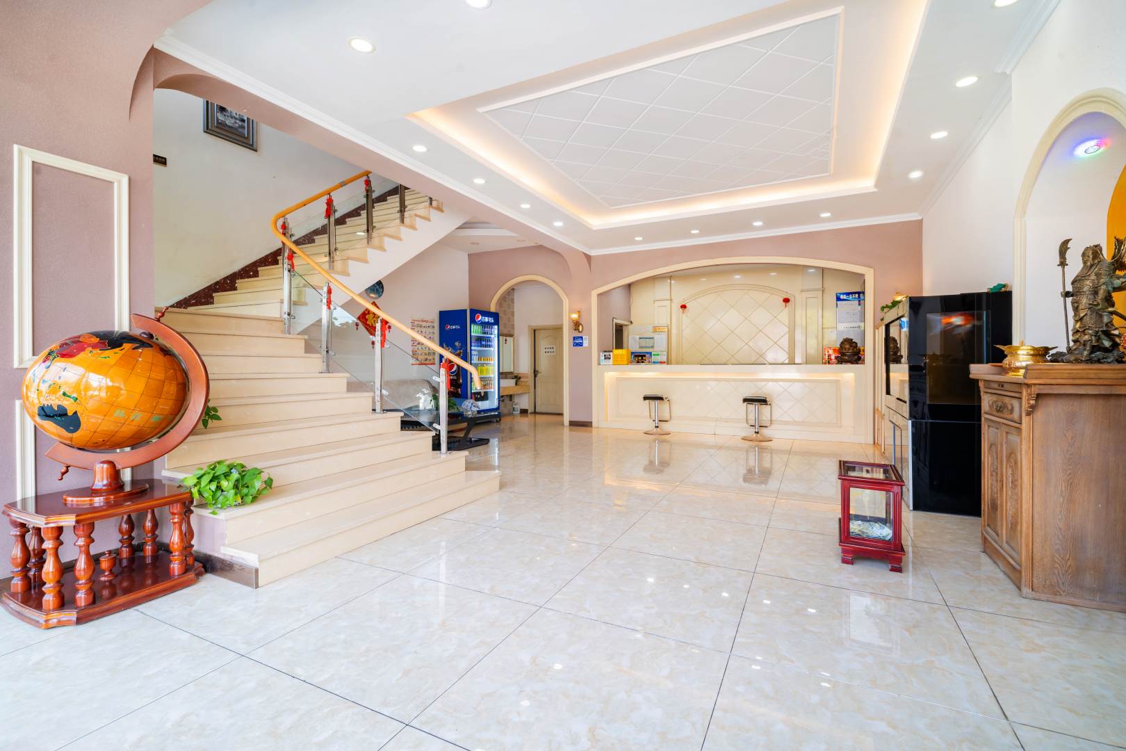 爱唯家主题宾馆(长春柳影路店)