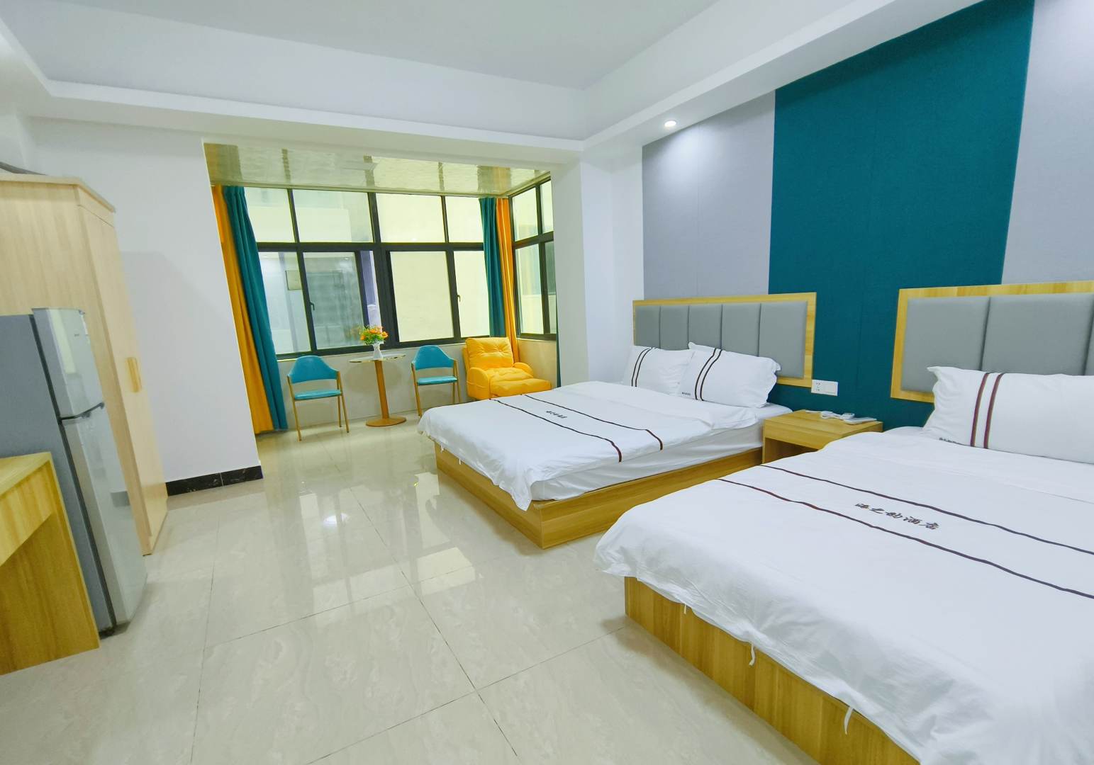 蓝景湾商务酒店