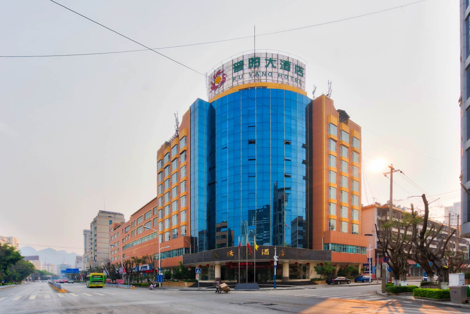 普阳大酒店