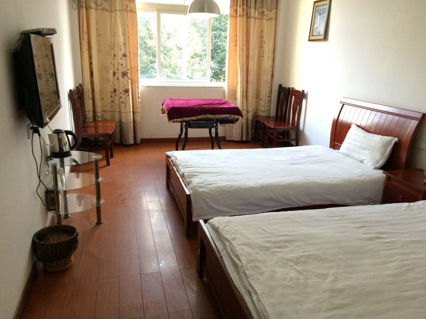 情港酒店