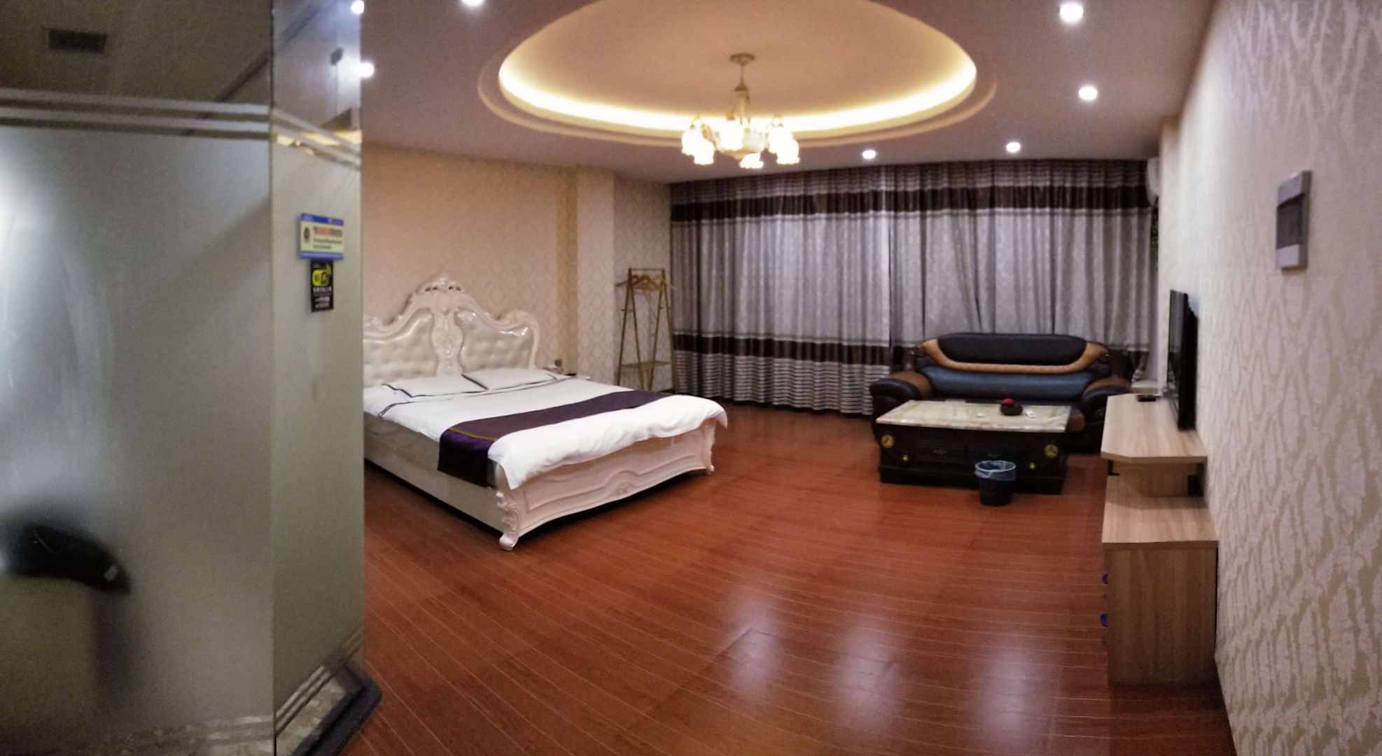 艾美主题酒店