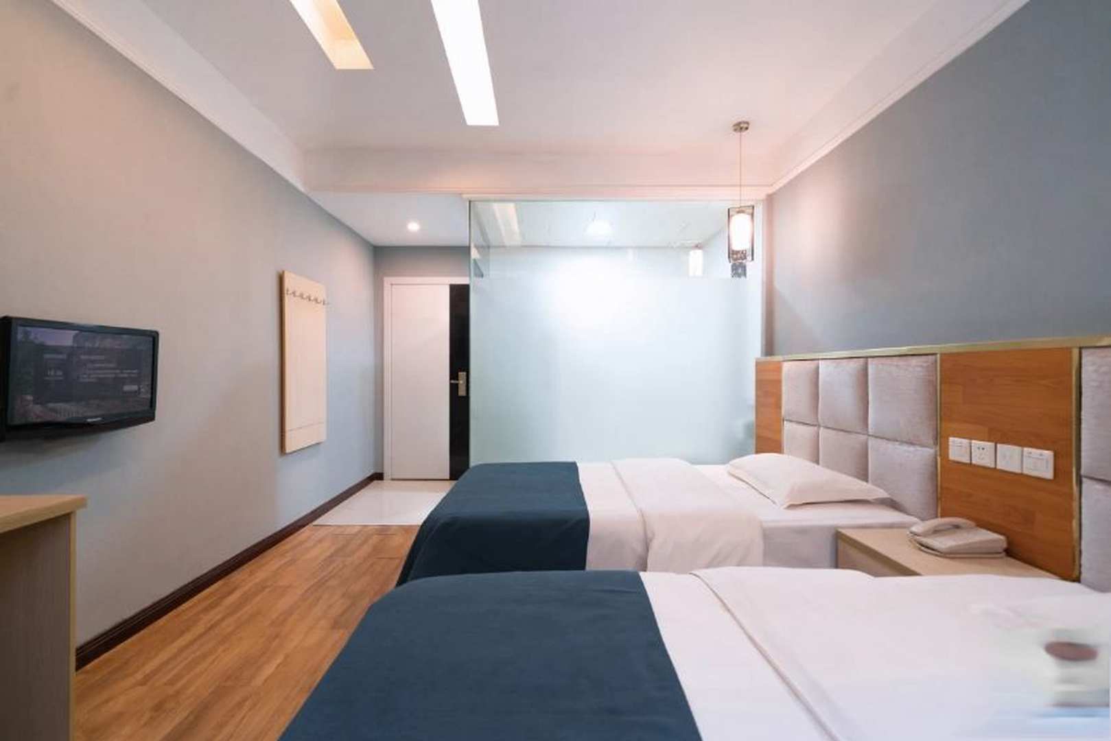 舒逸酒店