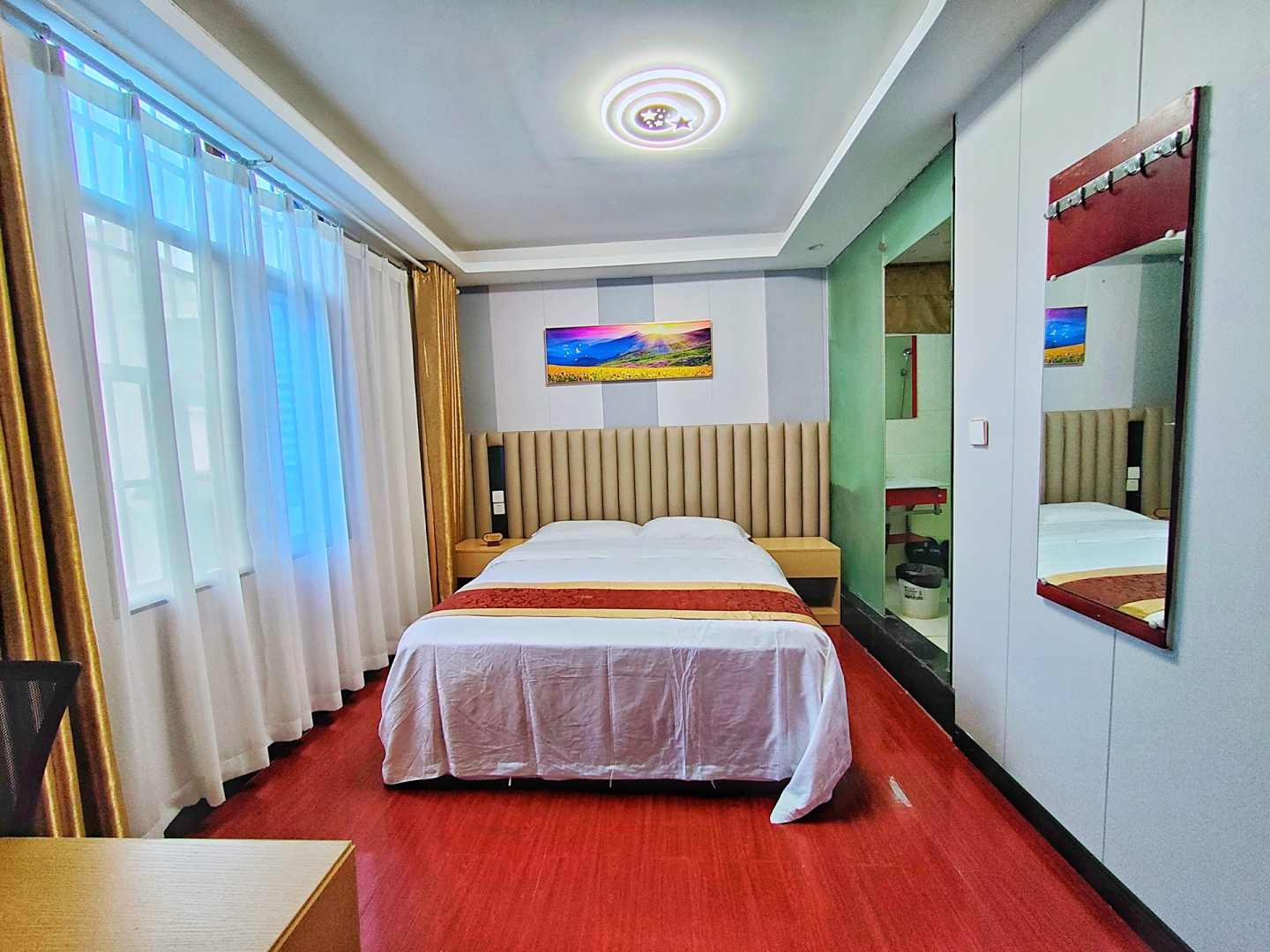 万顺宾馆(长沙麓山南路店)