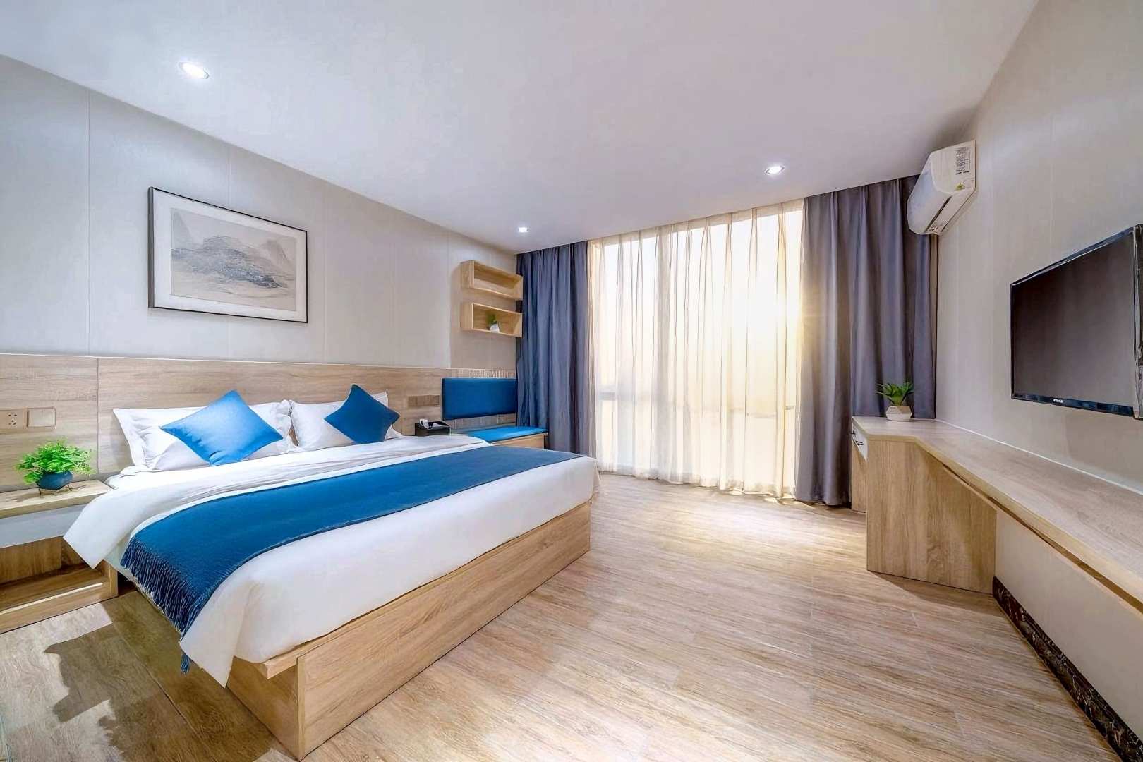 优e家公寓(大朗汽车站店)