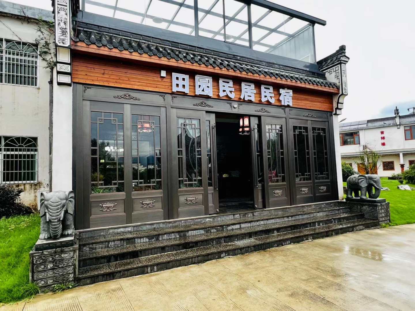 九华山天鹅民居民宿