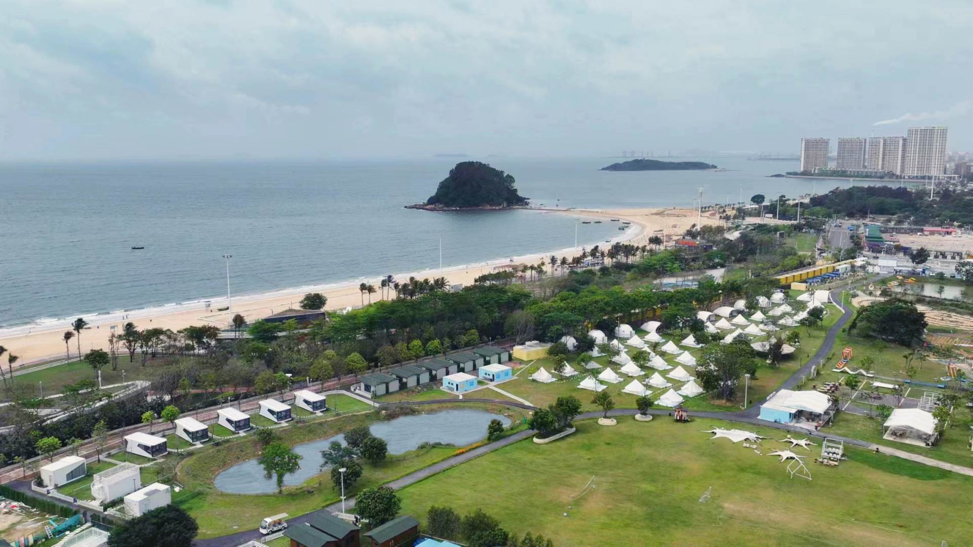 方格·黄金海岸营地