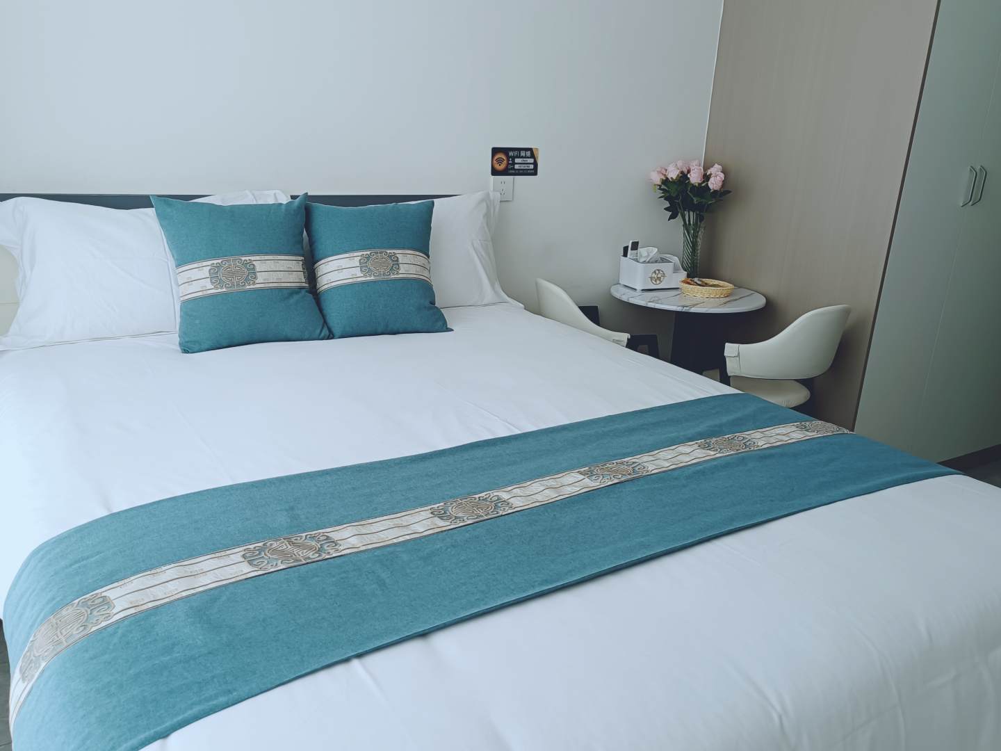 沐云丨慢生活·概念设计师简约艺宿(南宁火车站广西大学地铁站店)