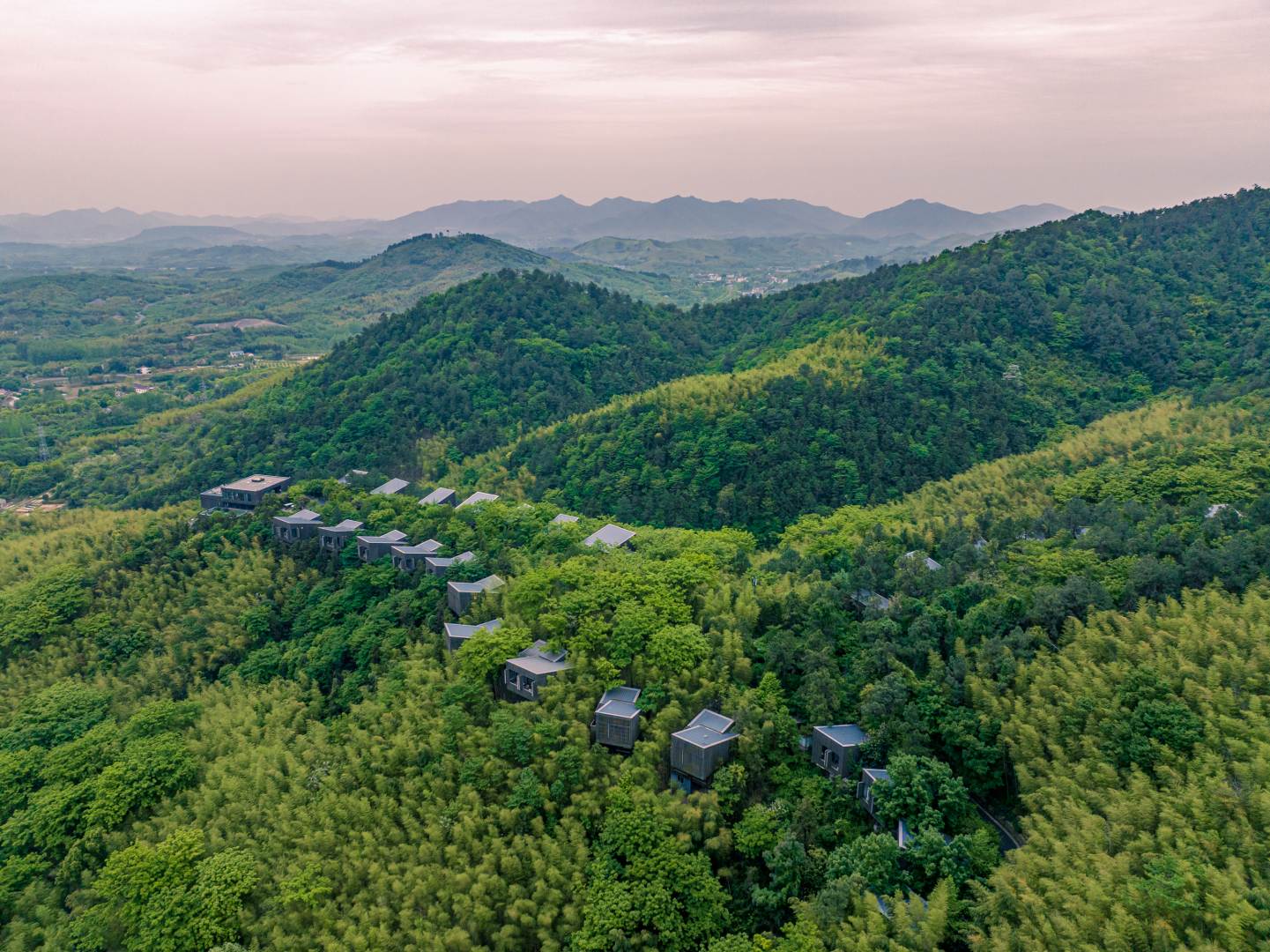 美岕山野温泉度假村