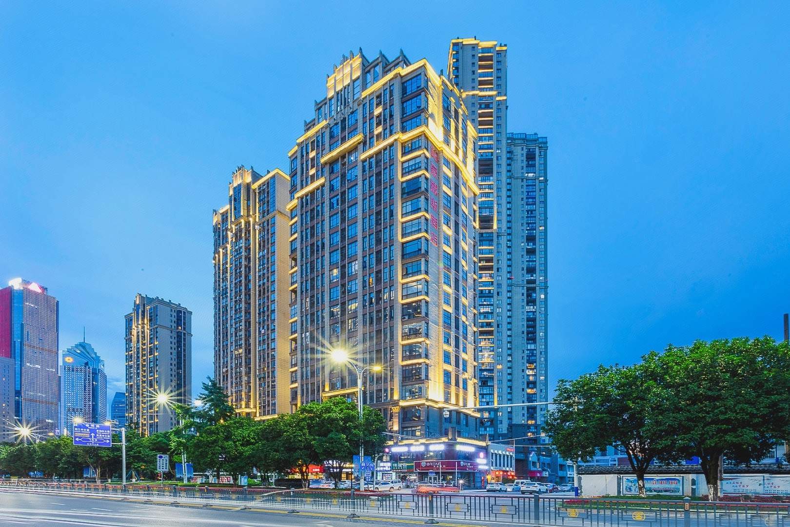 铂豪戴斯酒店(南昌世茂店)