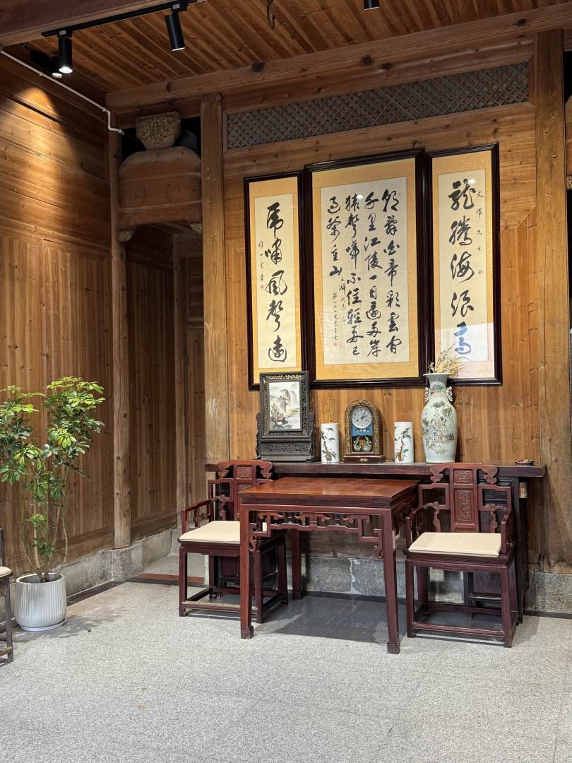 宏村徽风苑客栈