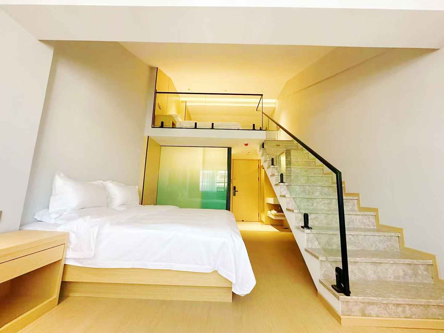 蓝湖度假酒店