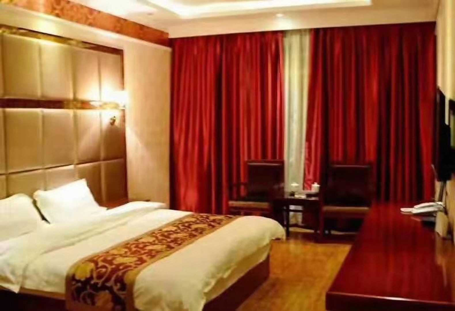 玛沁嘎尔东赞宾馆