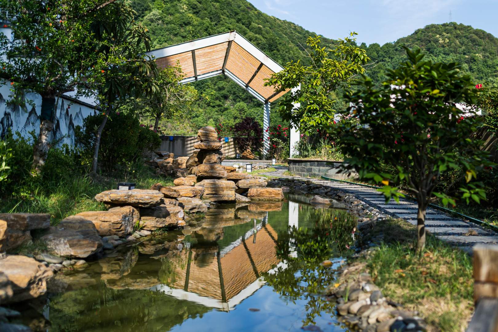 花筑石台硒水湾民宿