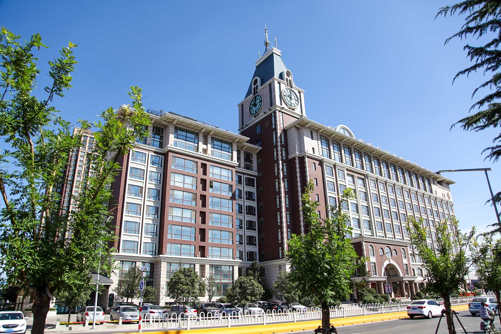 青岛三利莫丽斯大酒店