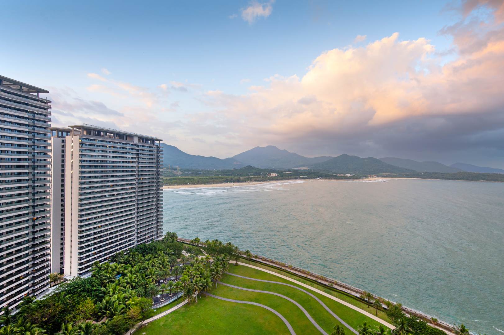 私享星辰海景冲浪度假民宿(万宁融创日月湾店)