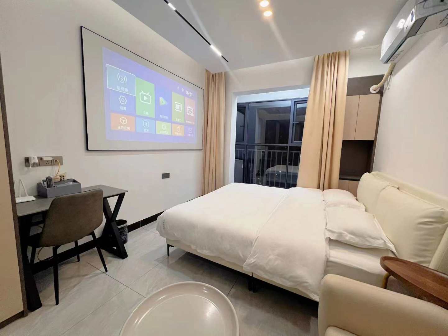 同悦公寓(深汕绿地中心店)