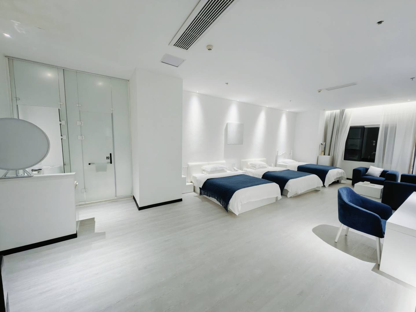 Joy Hotel  费迪南德铁板烧(黔贵大厦店)
