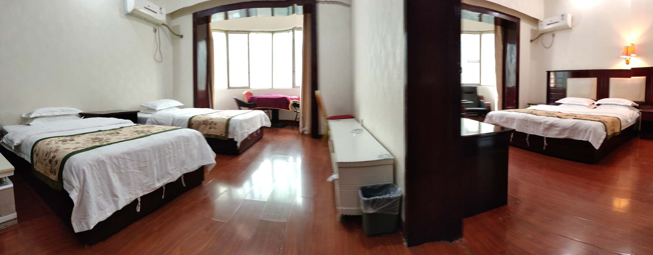 巴楚华信宾馆(原福瑞大酒店)