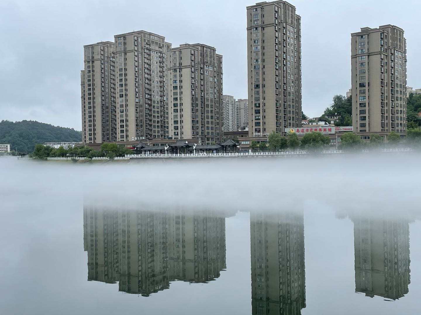 金寨易途亦家湖商务宾馆