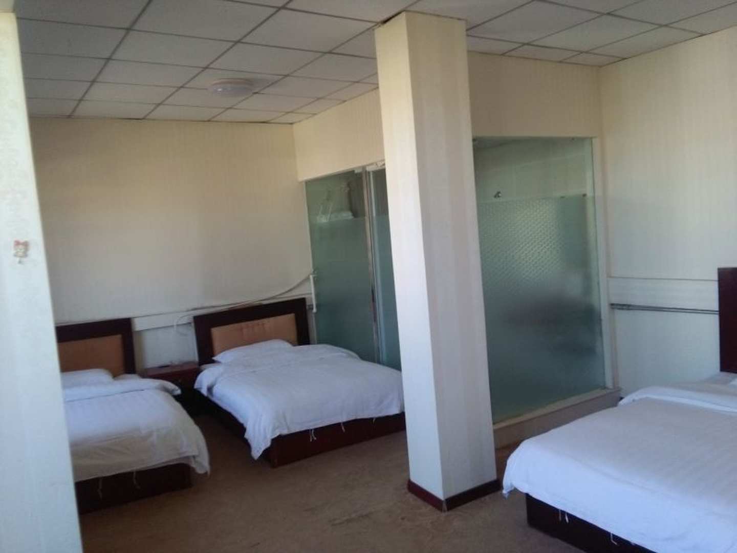 君悦商务宾馆(连共线店)