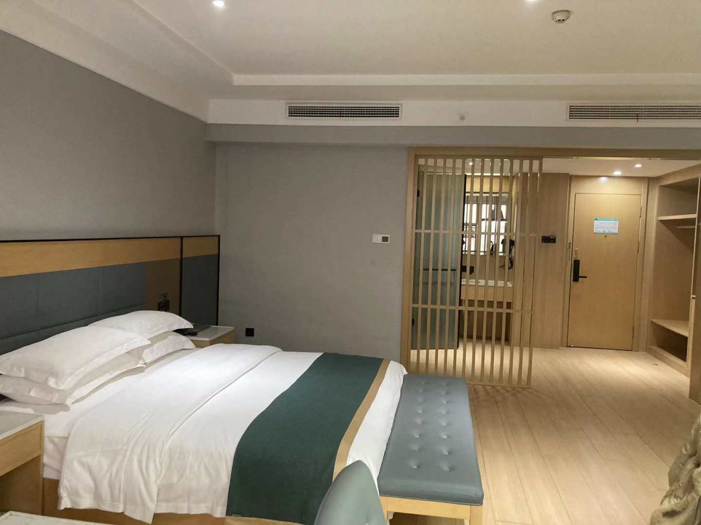 华城大酒店