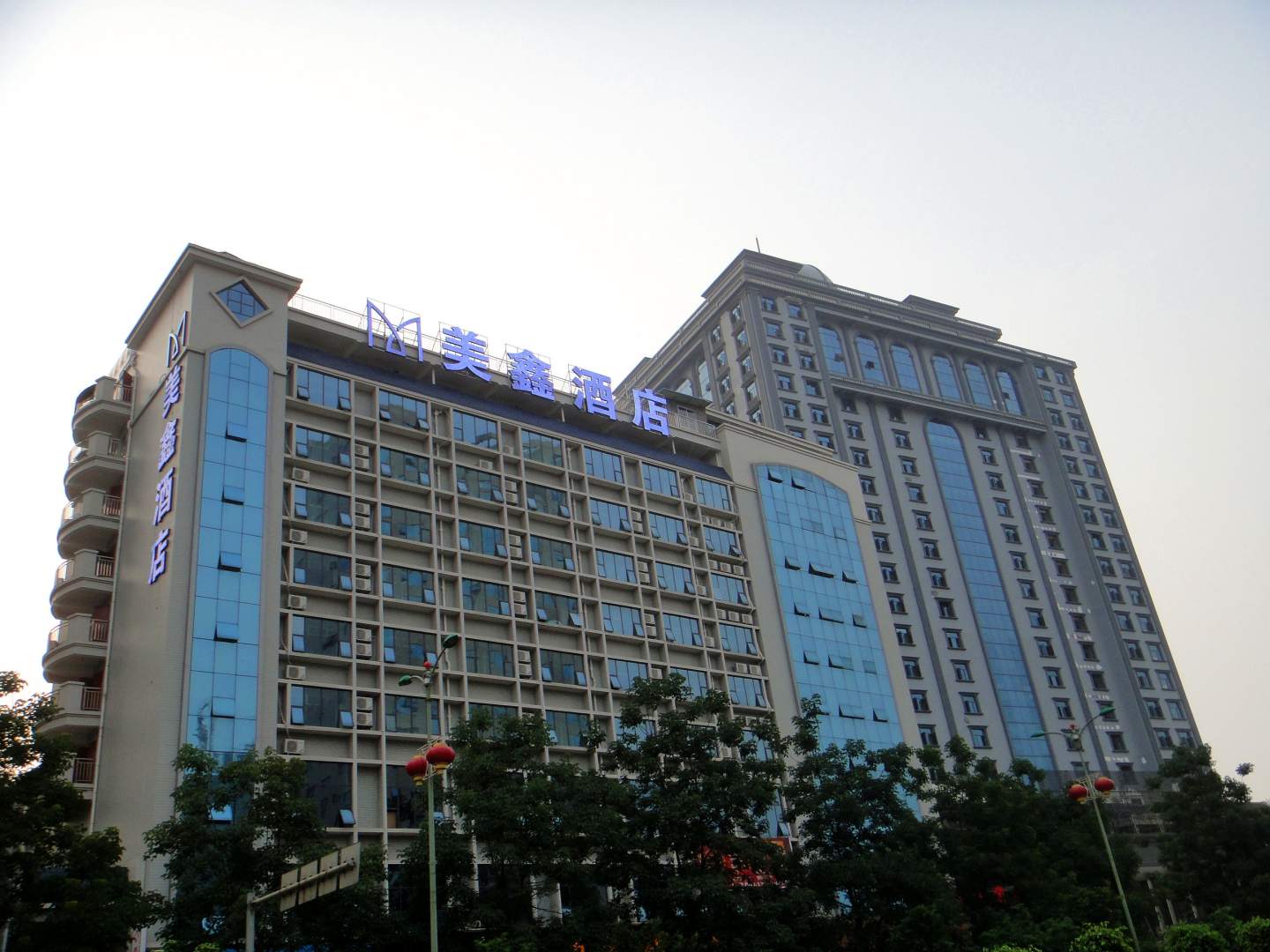 来宾美鑫酒店