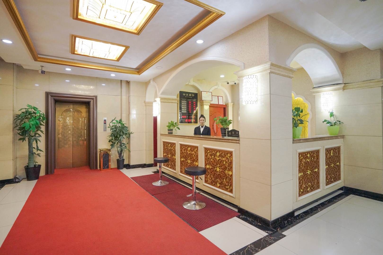 努熱路克賓館