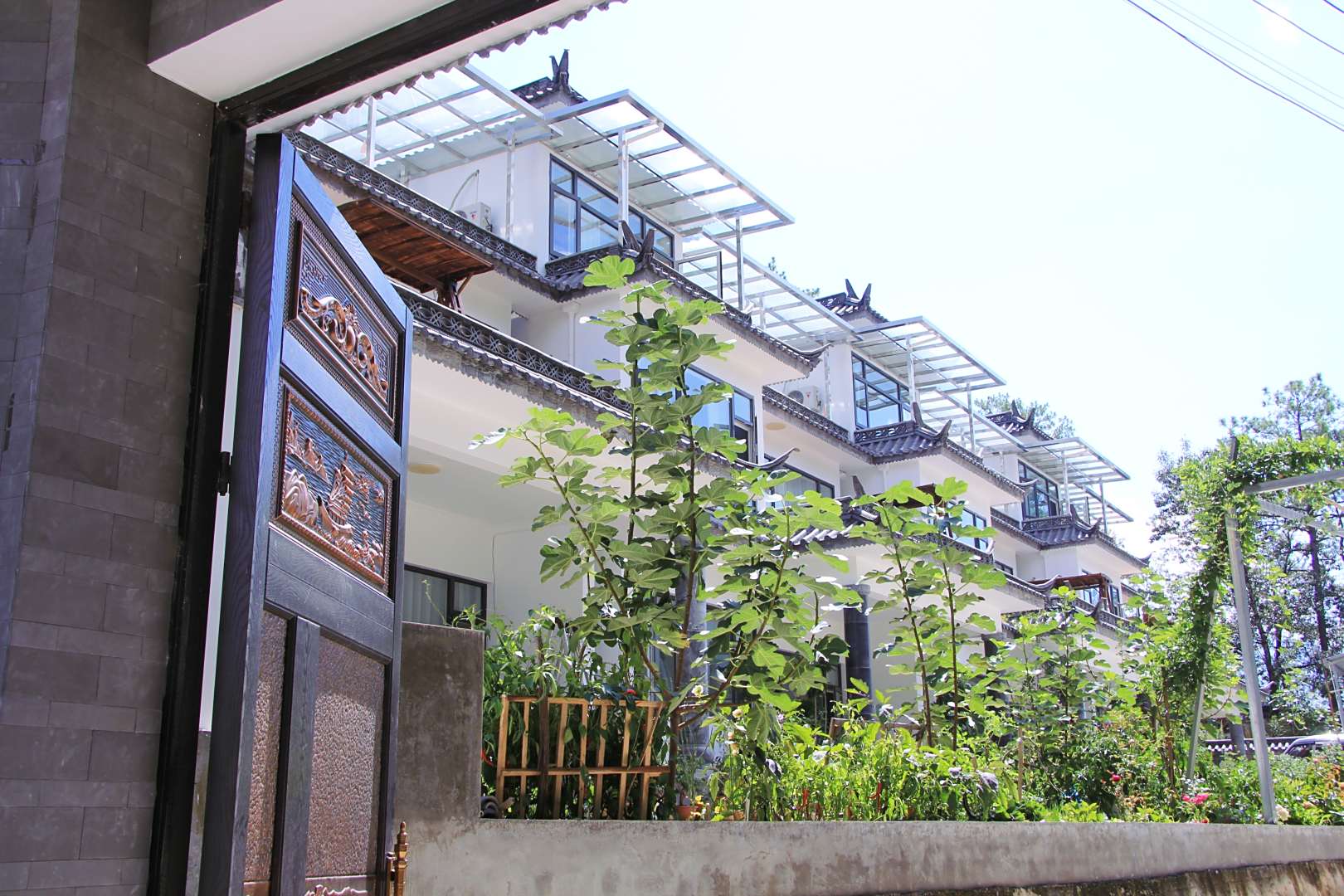 虎跳峡松迎别苑民宿Piny garden