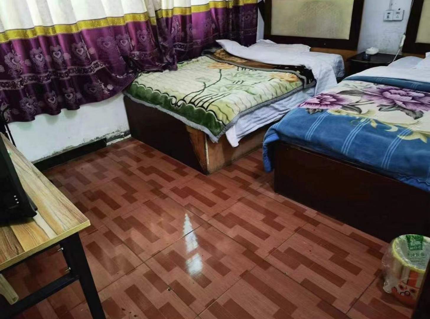 山南建工招待所
