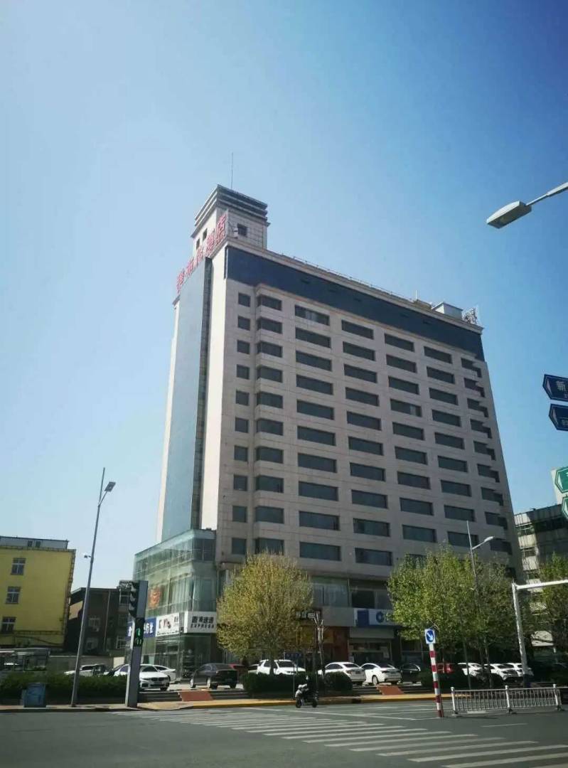 雅布伦酒店