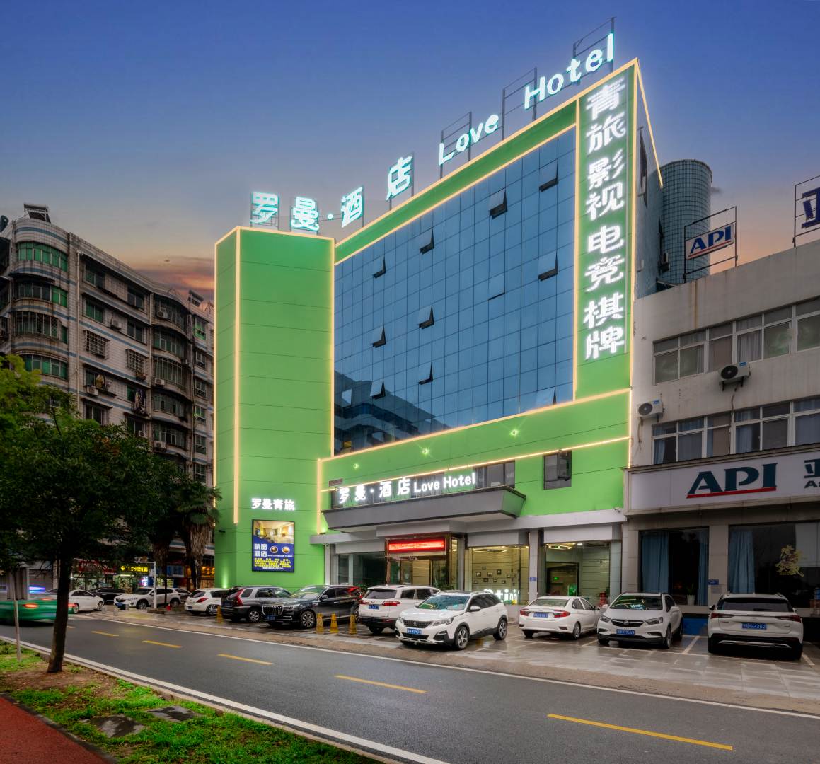 黄石罗曼酒店