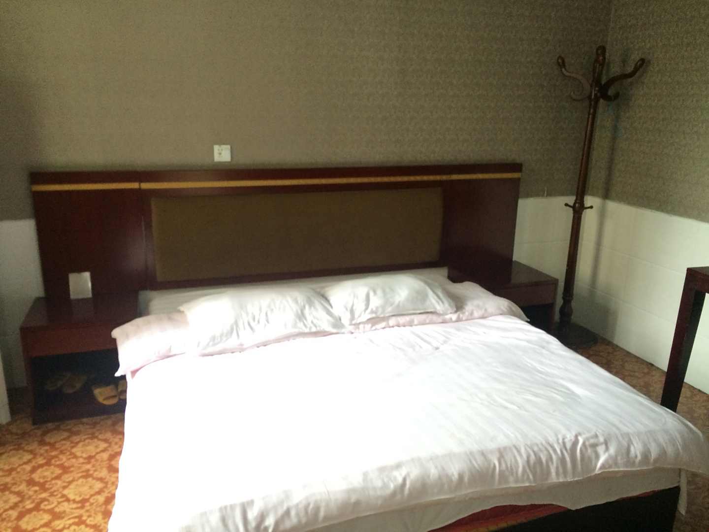 华丰宾馆(肖家路店)